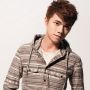 #NowPlaying ♬ '只是太愛你(國)' - Hins Cheung ♪ 