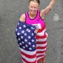 Here is @ASICSamerica's own @DeenaKastor after her 3rd place finish at today's @lamarathon. 