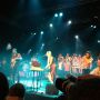 Een nieuwe dag, een nieuwe show van Eins, Zwei & The Parallel Cinema. #paaspop