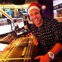 Bij een kerstplaat hoort natuurlijk ook een kerstmuts, @barrypaf! #538radio #kerst