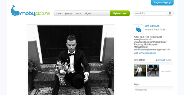 Aww, @jimbakkum congrats us with our new design! how sweet! :)