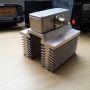 Gisteren mooie homebrew bij UBA-OST onder leiding van ON3KVV: dummyload 100W voor 15EUR, vlak tot boven de 2m!