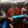 My mother wondered how to get photos on her new digital photo frame. The clue is in the name, mum. Tx