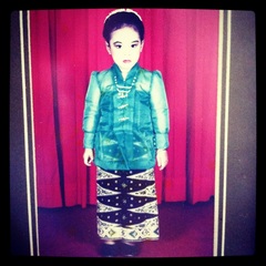 @mutiaLataovic nini buto ijo jaman masi kecil hahahaha