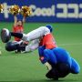 スゴい瞬間捉えるよな。
ドアラ頑張れ！
http://dailynews.yahoo.co.jp/photograph/pickup/?id=585540