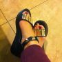 Im so in love with this shoes, i style my outfits just so i could wear them everyday.